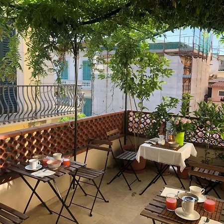 Bed & Breakfast Pura Vida Viareggio